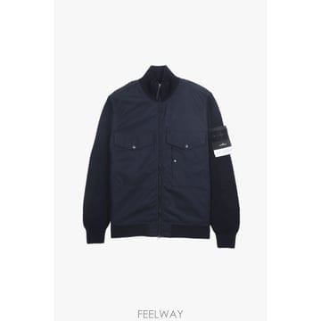 Stone Island 26SS ������Ϸ��� Light ���� with sleeves in �� 4100044S0F01V0020 TP526SS ������Ϸ��� Light ���� with sleeves in �� 410004