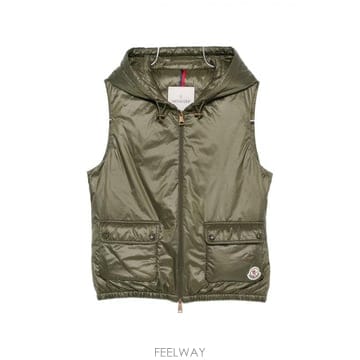 Moncler 26FW Moncler ���� ����Ʈ L20931A00094597YG825 TP58034708426FW Moncler ���� ����Ʈ L20931A00094597YG825 TP580347