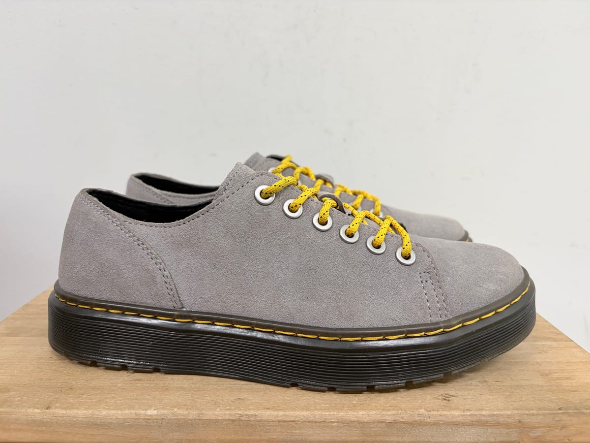 Dr. Martens ���͸�ƾ ���� 250���͸�ƾ ���� 250