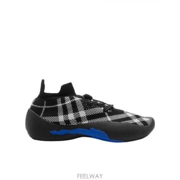 Burberry 25SS Burberry ���� ����Ŀ�� 80993281 TP57789829525SS Burberry ���� ����Ŀ�� 80993281 TP577898295