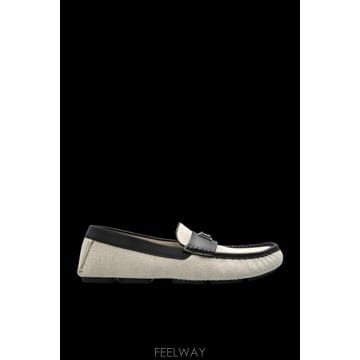 Dolce&Gabbana 26SS ��ü�ذ��ٳ� ���� with an applique featuring an engraved �ΰ� A5026SS ��ü�ذ��ٳ� ���� with an applique featuring an e