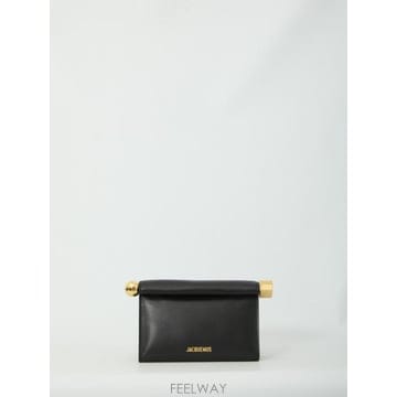 Jacquemus 26FW ��ũ���� �ڵ�� BAW00472AC27L14990 TP57956837326FW ��ũ���� �ڵ�� BAW00472AC27L14990 TP579568373