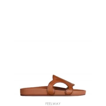 CELINE 26FW Celine Triomphe Slide in ī�� ���� 367365348C04LU TP579307426FW Celine Triomphe Slide in ī�� ���� 367365348C04LU