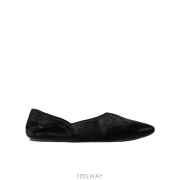 Khaite 26SS Khaite ���� Ballet ���� F4058760200 TP57839828426SS Khaite ���� Ballet ���� F4058760200 TP578398284
