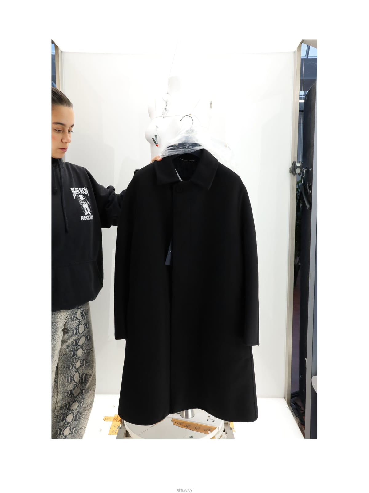 DIOR [B1] ��� �ȹ� 413C382A6069 ��Ʈ �ƿ��� ���� 413C382A6069988[B1] ��� �ȹ� 413C382A6069 ��Ʈ �ƿ��� ���� 413C382A6