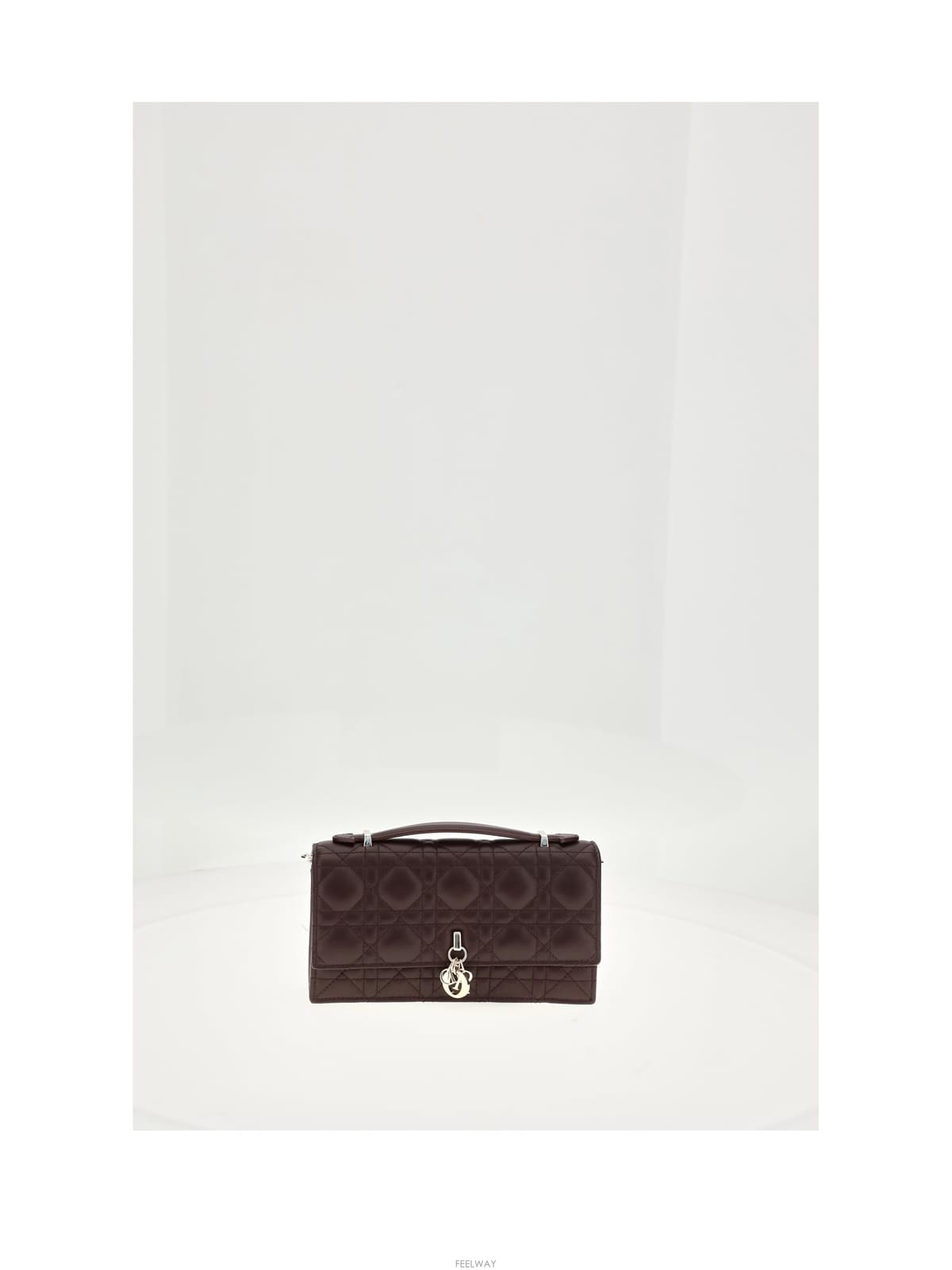 DIOR [B1] ũ������ ��� S0980ONMJ �Ŀ�ġ Ŭ��ġ�� ��Ƽ���̽� ���� S0980ONMJ42R[B1] ũ������ ��� S0980ONMJ �Ŀ�ġ Ŭ��ġ�� ��Ƽ����