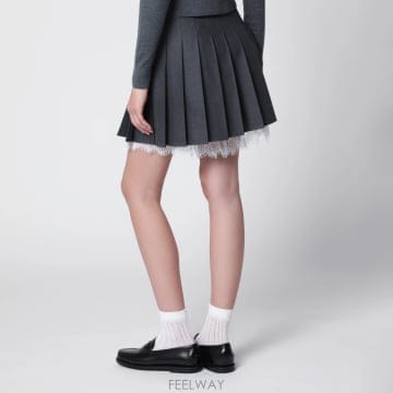 Self Portrait 26FW Self portrait Pleated �� �̴� ��ĿƮ with ���̽� trim in grey PF26FW Self portrait Pleated �� �̴� ��ĿƮ with ���̽� 