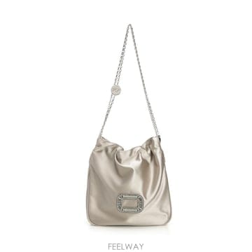 Roger Vivier 25FW ���� ��� �̴� Pilgrim �� RBWABDK0100RS09999 TP57773417225FW ���� ��� �̴� Pilgrim �� RBWABDK0100RS09999 TP