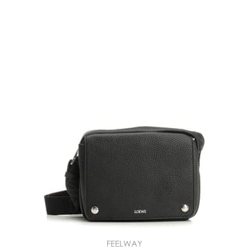 Loewe Loewe Pebble Messenger ��� �� �̵�� BANBA73X051100 TP579249305Loewe Pebble Messenger ��� �� �̵�� BANBA73X051100 T