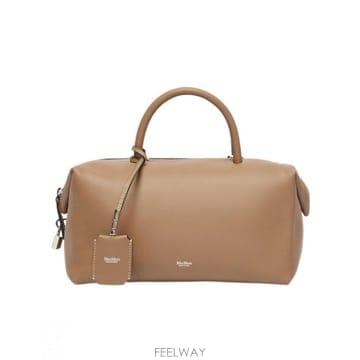 Max Mara 26FW �������� ���� messenger �� 4516066106032 TP57953462126FW �������� ���� messenger �� 4516066106032 TP579534