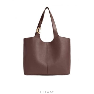 | Other Brand | 26FW COCCINELLE ���� messenger �� E1SHA110101R49 TP57818571626FW COCCINELLE ���� messenger �� E1SHA110101R49 TP578