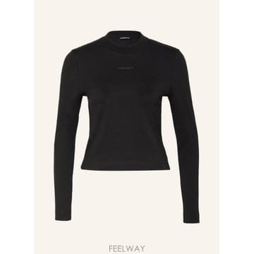 Jacquemus ��ũ���� �� sleeve ���� LE TSHIRT GROS GRAIN 100288842613000 TP5785��ũ���� �� sleeve ���� LE TSHIRT GROS GRAIN 100288842