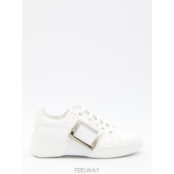Roger Vivier 26FW ���� ��� Viv Skate ����Ŀ�� in ȭ��Ʈ ���� RVW54226150LXQB001 TP5726FW ���� ��� Viv Skate ����Ŀ�� in ȭ��Ʈ ���� RVW