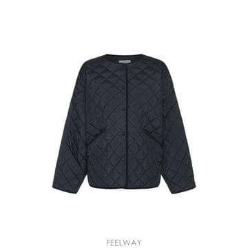 Toteme 26SS Toteme Quilted ��Ʈ ���� 211177732200 TP57840657926SS Toteme Quilted ��Ʈ ���� 211177732200 TP578406579