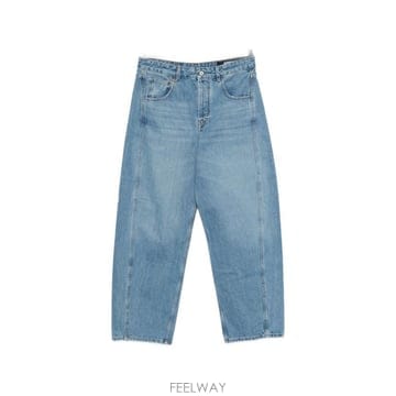 Jacquemus ��ũ���� High waisted jeans PAM00053AD0003833C TP579243947��ũ���� High waisted jeans PAM00053AD0003833C TP57924