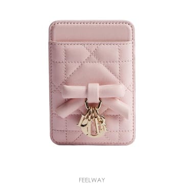 DIOR 26SS ũ����î  ���� �з� S2601OUQAM19N TP57453963526SS ũ����î  ���� �з� S2601OUQAM19N TP574539635