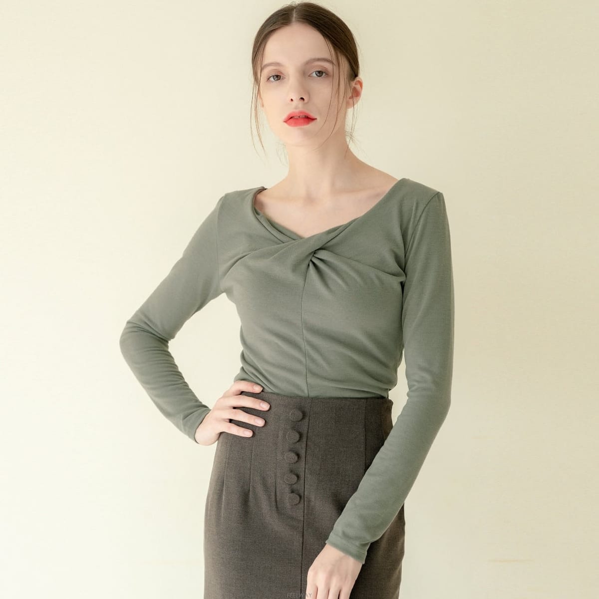 | Other Brand | 320���(320SHOWROOM) Ʈ����Ʈ Ƽ���� 55 ����ǰ320���(320SHOWROOM) Ʈ����Ʈ Ƽ���� 55 ����ǰ