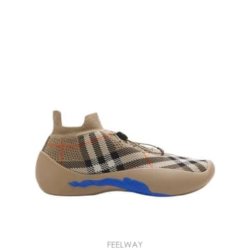 Burberry 26SS Burberry ���� ����Ŀ�� 80993261 TP57777254526SS Burberry ���� ����Ŀ�� 80993261 TP577772545