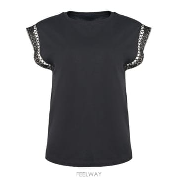 | Other Brand | 26SS Ʈ�� �� T shirts in cotone con ricami Twinset 261TT206300026SS Ʈ�� �� T shirts in cotone con ricami Twinset 261