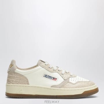 AUTRY 26FW Autry Medalist �ο� ����Ŀ�� in Marshmallow ���̺��� with python26FW Autry Medalist �ο� ����Ŀ�� in Marshmallow ����