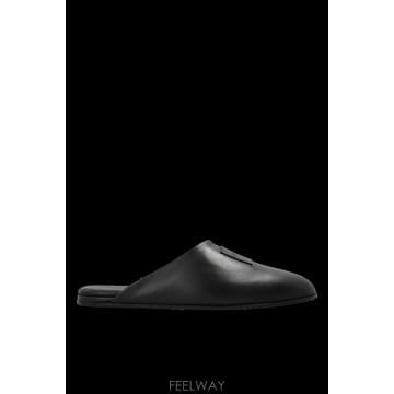 Givenchy Givenchy ���� slides with �ΰ� BE202RE00H001 TP577984170Givenchy ���� slides with �ΰ� BE202RE00H001 TP5779841