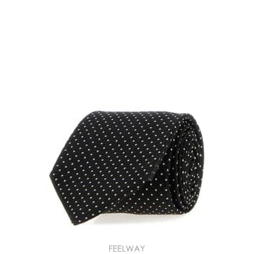 TOM FORD �δ��� TOM FORD ������ ���� ��Ÿ���δ��� TOM FORD ������ ���� ��Ÿ��