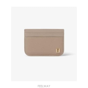 FENDI �δ��� FENDI ��� ������ �׷��� ī�� �����δ��� FENDI ��� ������ �׷��� ī�� ����