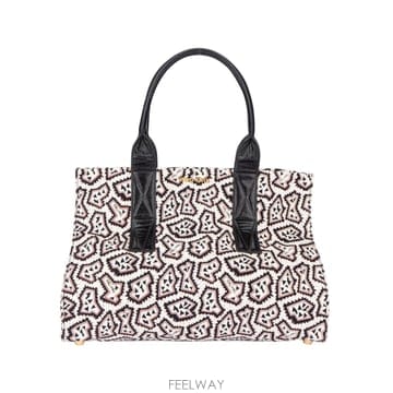 Miu Miu �δ��� MIU MIU �̿�̿� �׼��� ��Ž���� ���׷� �ڵ���δ��� MIU MIU �̿�̿� �׼��� ��Ž���� ���׷� �ڵ�