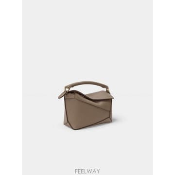 Loewe 26SS Loewe PUZZLE EDGE �� A510P88X6031703170 TP57851236126SS Loewe PUZZLE EDGE �� A510P88X6031703170 TP5785123