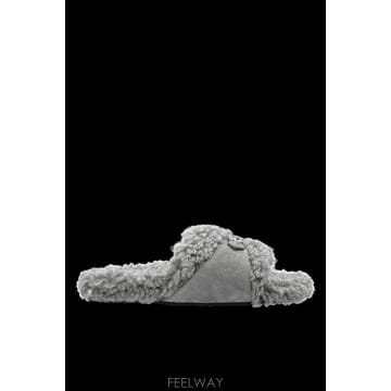 Balenciaga 26FW Balenciaga Furry Slide slides 850938W14I31286 TP580535626FW Balenciaga Furry Slide slides 850938W14I31286 TP5