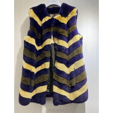 | Other Brand | 21FW PAROSH P A R O S H D450514844 TP57924479721FW PAROSH P A R O S H D450514844 TP579244797