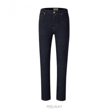 Jacob Cohen 25FW �������� ���� jeans JUMQE031EDOS4071R2100D TP57922641525FW �������� ���� jeans JUMQE031EDOS4071R2100D TP5792