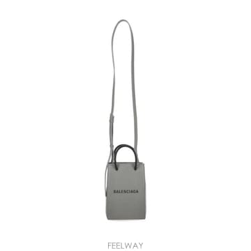 Balenciaga 26SS Balenciaga Grey ���� phone ���̽� 7577730AI2N1160 TP5778955626SS Balenciaga Grey ���� phone ���̽� 7577730AI2N1160
