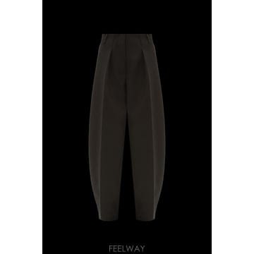 Jacquemus 26SS ��ũ���� Ovalo trousers PAW00079AW00531580 TP57923790526SS ��ũ���� Ovalo trousers PAW00079AW00531580 TP5792