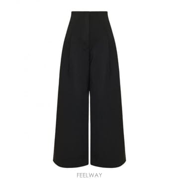 Jacquemus 26SS ��ũ���� ���� casual ���� PAW00642AW00733990 TP57898651726SS ��ũ���� ���� casual ���� PAW00642AW00733990 TP57