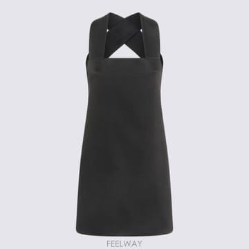 Khaite 26SS Khaite ���� �巹�� 55934070200 TP57774523026SS Khaite ���� �巹�� 55934070200 TP577745230