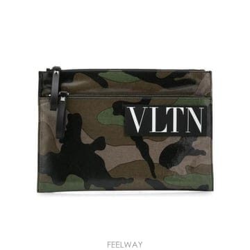 Valentino 23FW Valentino ���� Ŭ��ġ QY0B0697PFQY25 TP57748602323FW Valentino ���� Ŭ��ġ QY0B0697PFQY25 TP577486023
