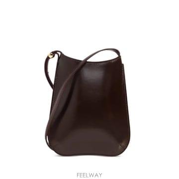 Jacquemus 26SS ��ũ���� Le Porte Telephone Bisou �� 26ESLU00375AC18A10495 T26SS ��ũ���� Le Porte Telephone Bisou �� 26ESLU00375A