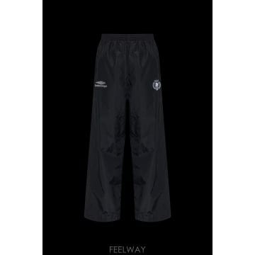 Balenciaga 26SS Balenciaga Sweatpants with �ΰ� patch 857656TPQ381000 TP526SS Balenciaga Sweatpants with �ΰ� patch 857656TPQ38