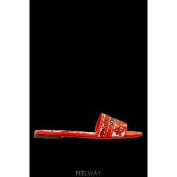 Dolce&Gabbana 26FW ��ü�ذ��ٳ� Vibrant ������ nappa  Intricate ��Ƽ �÷� embroidery  C26FW ��ü�ذ��ٳ� Vibrant ������ nappa  Intricate ��Ƽ