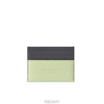 Givenchy 26SS Givenchy ���� �з� BK60G0K21S330 TP57897183026SS Givenchy ���� �з� BK60G0K21S330 TP578971830