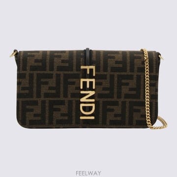 FENDI 26SS Fendi Embroidered fabric Fendigraphy �з� 8BS076AD23F1BA126SS Fendi Embroidered fabric Fendigraphy �з� 8BS076A