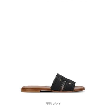 CELINE 26SS Celine ���� ���� 362675476C38NOBLACK TP57888987926SS Celine ���� ���� 362675476C38NOBLACK TP578889879