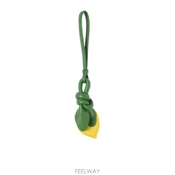 Jacquemus 26FW ��ũ���� ���� Ű ü�� SLU00350AC03C125CV TP57774863926FW ��ũ���� ���� Ű ü�� SLU00350AC03C125CV TP577748