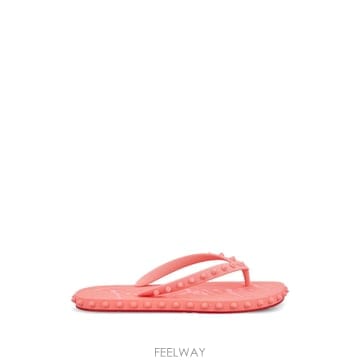 Christian Louboutin 26FW ũ����������� ��ũ rubber flip flop ����  Studded details  Minima26FW ũ����������� ��ũ rubber flip flop ����  Studde