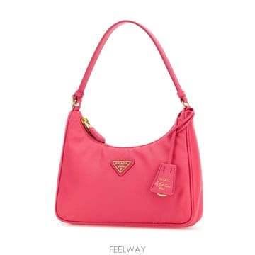 PRADA 26SS ����� ����� Re Edition 2005 �̴� �� in ��ũ Re Nylon �� ���ǾƳ� ���� 126SS ����� ����� Re Edition 2005 �̴� �� in ��ũ Re 
