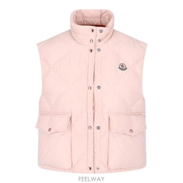 Moncler 26SS Moncler Padded ����Ʈ 0931A001175981550H TP57749840926SS Moncler Padded ����Ʈ 0931A001175981550H TP577498