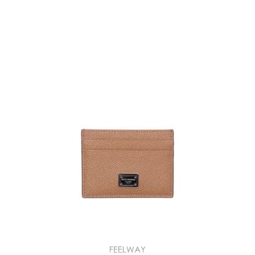 Dolce&Gabbana 26SS ��ü�ذ��ٳ� Dauphine ī�� ��Ų cardholder by ��ü�ذ��ٳ�  features a26SS ��ü�ذ��ٳ� Dauphine ī�� ��Ų cardholder by ��