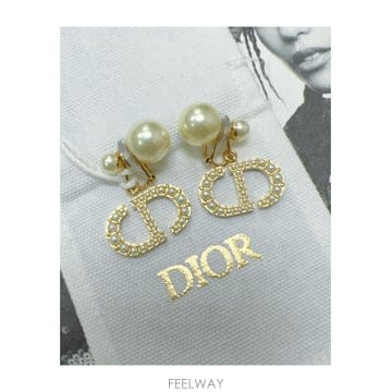 DIOR 24FW ũ����î  ���� earrings E1679TRIRSD301 TP57333255824FW ũ����î  ���� earrings E1679TRIRSD301 TP57333255