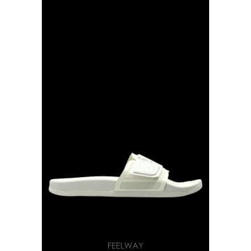 Adidas 26FW Adidas Flip flops with �ΰ� JR71630WONALUWONALUWONALU TP526FW Adidas Flip flops with �ΰ� JR71630WONALUWONALUWO